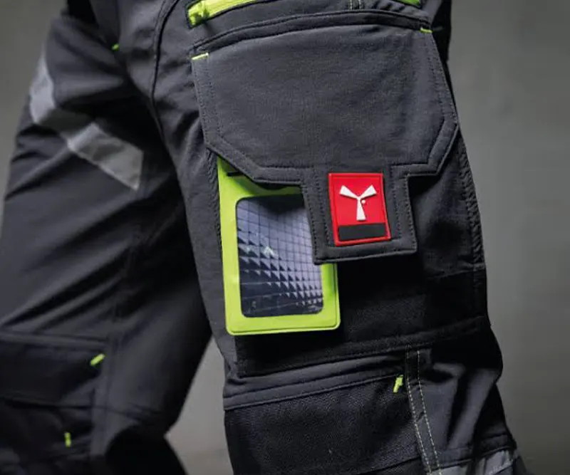 Pantalones / Petos / Buzos